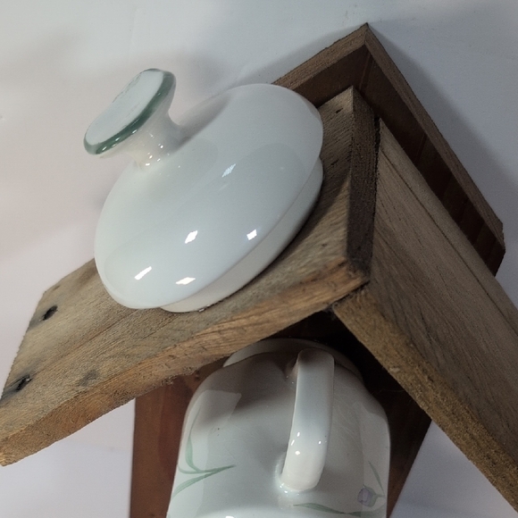 Rustic Wooden Bird Feeder Handmade Iris Flowers - Picture 5 of 8